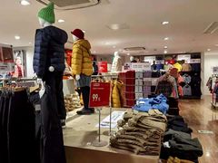-优衣库(哈尔滨中央大街店)
