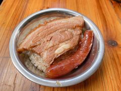 -梁阿婆廿年老牌扣肉糯米饭
