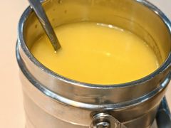 -老码头黑皮肘子锅包肉(赣水路店)