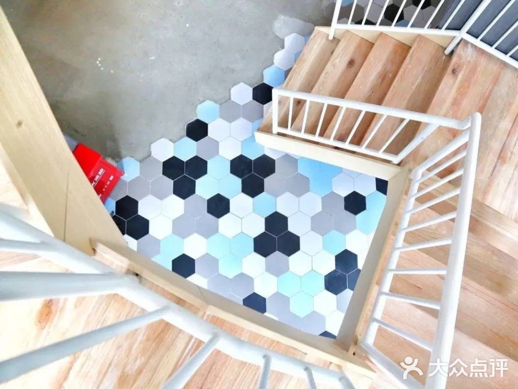 探寻魔都特色书店