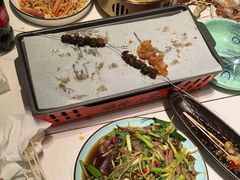 -嗨辣小聚·盘锦河蟹·海鲜烧烤龙虾(盘锦十年好店)