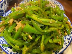 尖椒肉丝-娄三少·老北京春饼烤鸭家常菜(方庄店)
