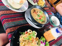 黄咖喱烩饭-Tikky Cafe