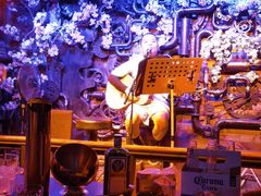 -周庄红庭演艺酒吧