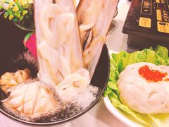 -鲜入围煮花胶鸡海鲜火锅