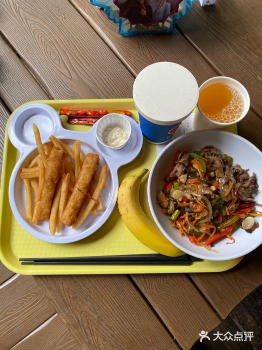 Tangled Tree Tavern 老藤树食栈儿童香脆鱼柳套餐图片