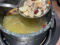 -蘑界·野生菌火锅(深业上城店)