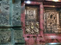 -滴血救世主教堂