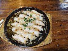 -老街烧烤(华中农业大学梧桐路步行街店)