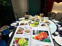 -湖畔鲁菜·二十年老字号餐厅(大明湖店)