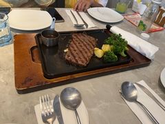 -必胜客(尹山湖歌林公园店)