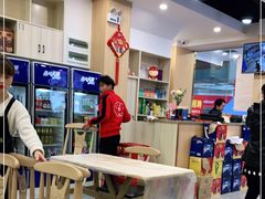 大堂-江城燕子大排档(江汉路步行街店)