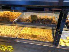 -鲍师傅糕点(江苏路店)