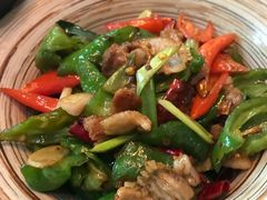 农家小炒肉-JUKEBOX玖部音乐餐厅(华侨城店)