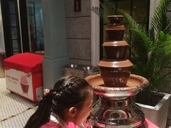 -东方明珠·可口可乐欢乐餐厅