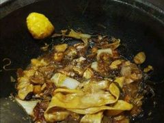 -屯老二农家铁锅炖·行业领军者(梅江店)
