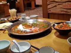 -新凯里酸汤鱼(飞山街店)