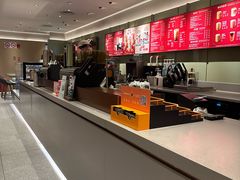 -星巴克臻选(上海中环广场2F店)