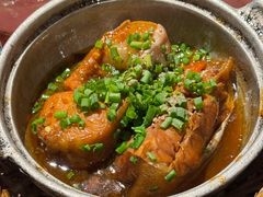-Cuc Gach Quan Restaurant