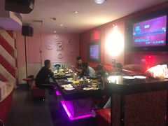 -唯爱KTV聚会餐厅(仙林东城汇店)