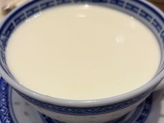 -香港百合居(LCM置汇旭辉广场店)