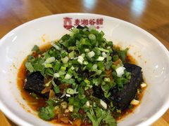 -呷佬·长沙手工米粉(金沙江路店)