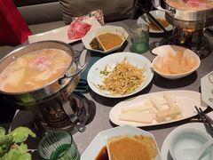 -鼎鼎香·港式火锅(北京SKP店)