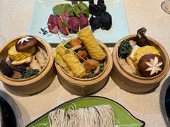 -一叶一世界·素食餐厅(锦华万达店)