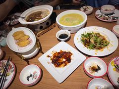 -新白鹿餐厅(银泰西湖文化广场店)