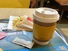 卡布奇诺-麦当劳(虹桥南丰城店)