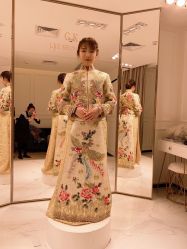 点击看大图 -GRACE KELLY婚纱与礼服(北京店)