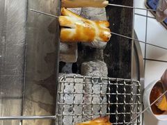 -喜悦小串丹东小黄牛海鲜烧烤大排档(民主广场店)