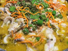 -山城外·非遗酸菜鱼(蜀都万达店)