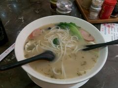 -南苑风味过桥米线(革新路店)