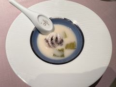 -新荣记(南京西路店)