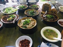 -小杨翘脚牛肉