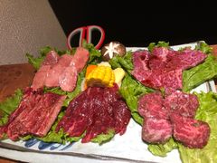 -炼火烤肉店