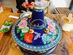 -毛辣果·贵州红酸汤牛肉火锅(西单店)