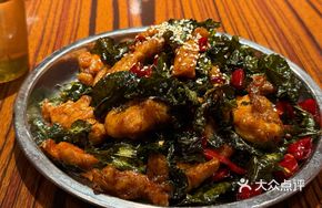Tea-Flavored Braised Crispy Skin Chicken