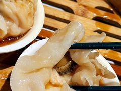 鲍鱼捞汁燕皮虾饺皇-喜势点·糖沙翁手工茶点·本地人茶居(永庆坊店)