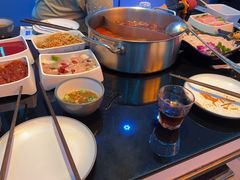 -唯爱KTV聚会餐厅(仙林东城汇店)