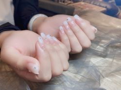 -沫儿·美甲美睫·半永久·皮肤管理