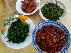 -天鹅到家·保姆月嫂育儿嫂(蔚蓝海岸店)