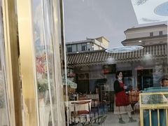 -壹阁胡羊焖饼(特色小吃街店)