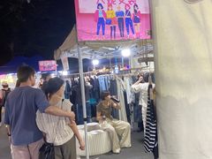 -吴山路夜市