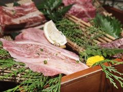 -山川小町·极番烧肉(新地假日广场店)