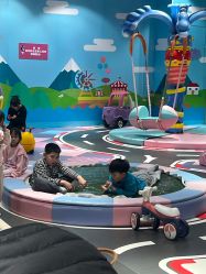 -利奥梦幻主题乐园(爱琴海购物公园店)