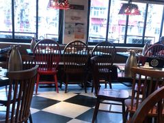 大堂-江边城外烤全鱼(方庄时代购物中心店)