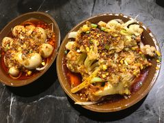 -巴四老城区炭火蛙锅(张江店)