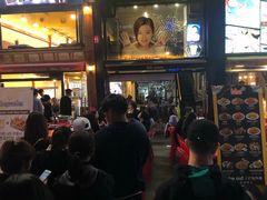 -BHC炸鸡(明洞总店)